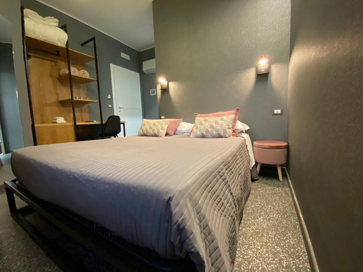 La Taverna Antica Rooms Pescara Zewnętrze zdjęcie