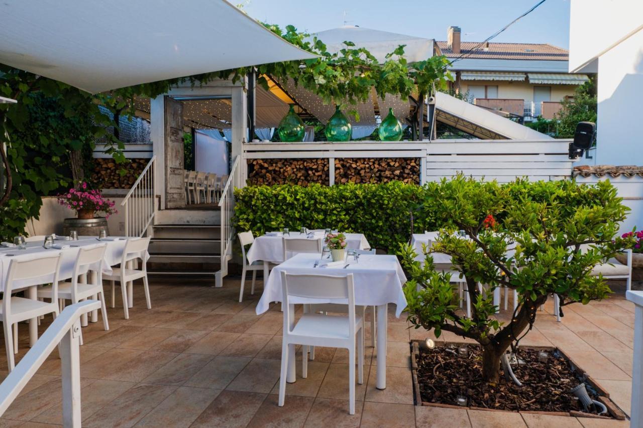 La Taverna Antica Rooms Pescara Zewnętrze zdjęcie