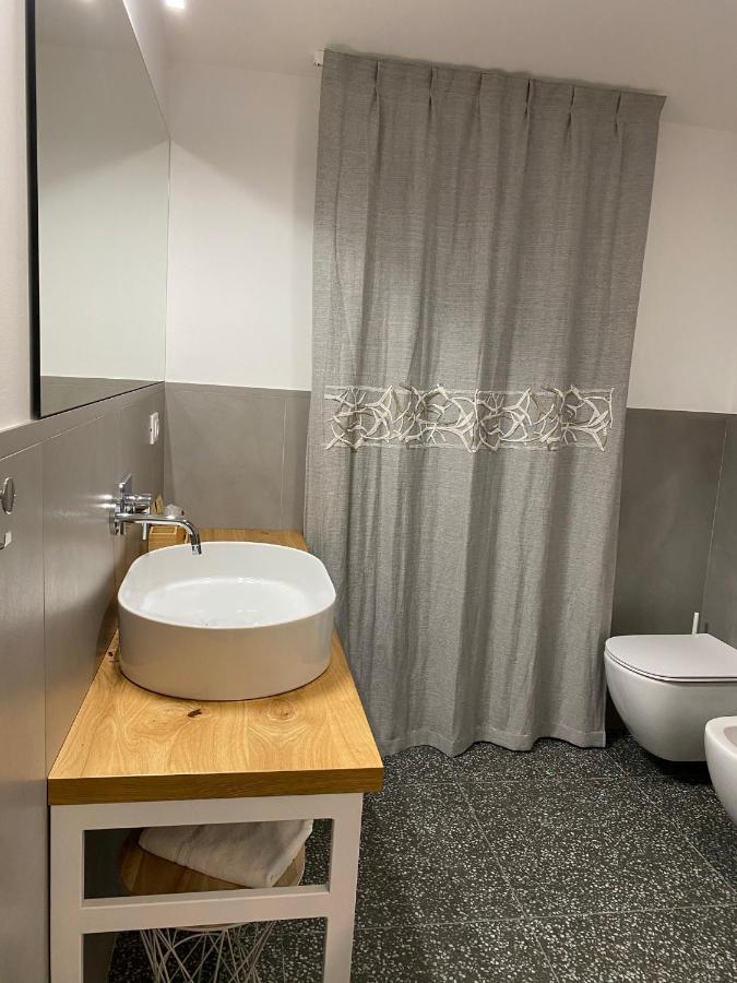La Taverna Antica Rooms Pescara Zewnętrze zdjęcie